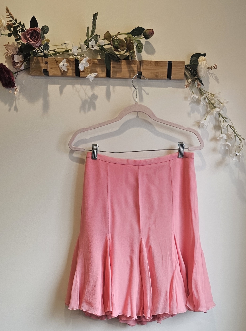 BCBGMaxAzria 100% Silk Pink Flowy Spring Summer Circle Skirt Size 4